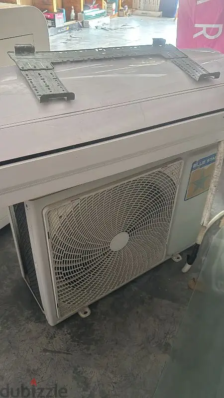 ac spilat for sale only 6 month used new ac new model