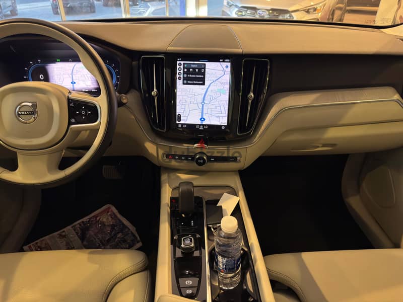 Volvo XC60 2023 8