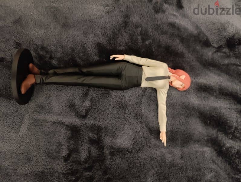 Anime figures Chainsaw man official Bandai -like new, 2 w/ boxes 8