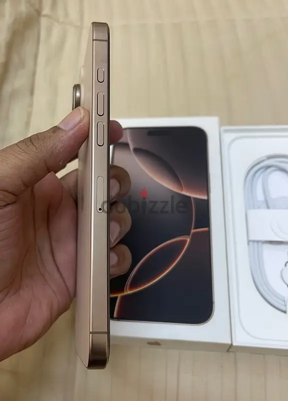 آيفون 16 برو ماكس صحراء460489755177134083