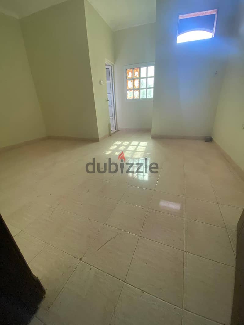 2BR -2 Bathrooms- covered parking - lift available - 24 hours camera 4