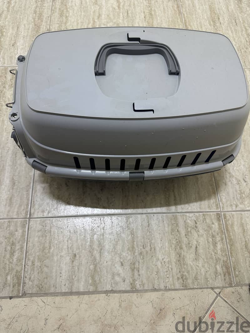 Box for cat 2