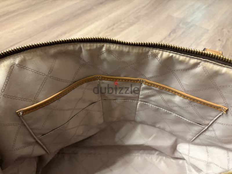 Sullivan Large Logo Top-Zip Tote Bag 7
