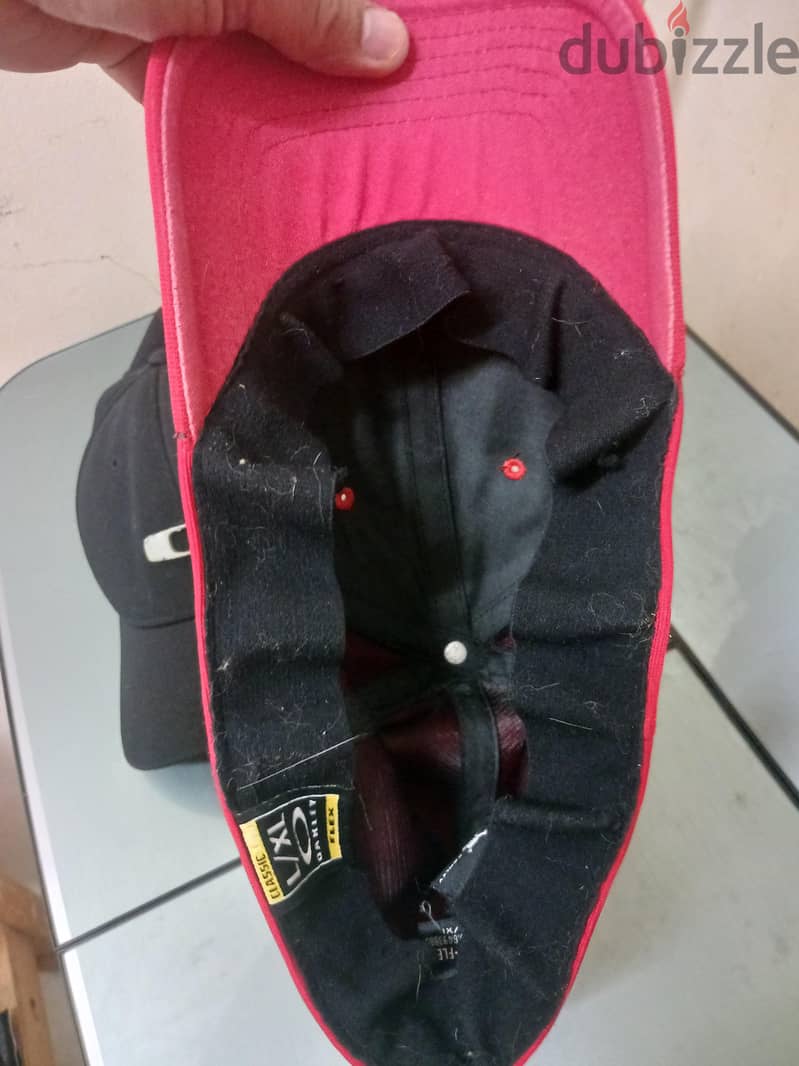 USED OAKLEY GASCAN CAP 2