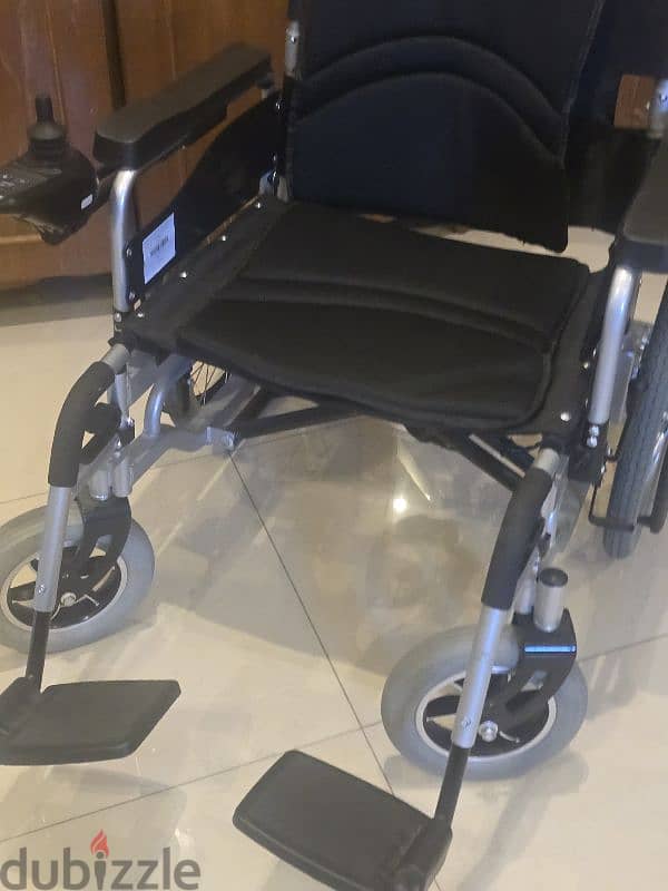 Heavy Duty Electric Wheel Chair 1