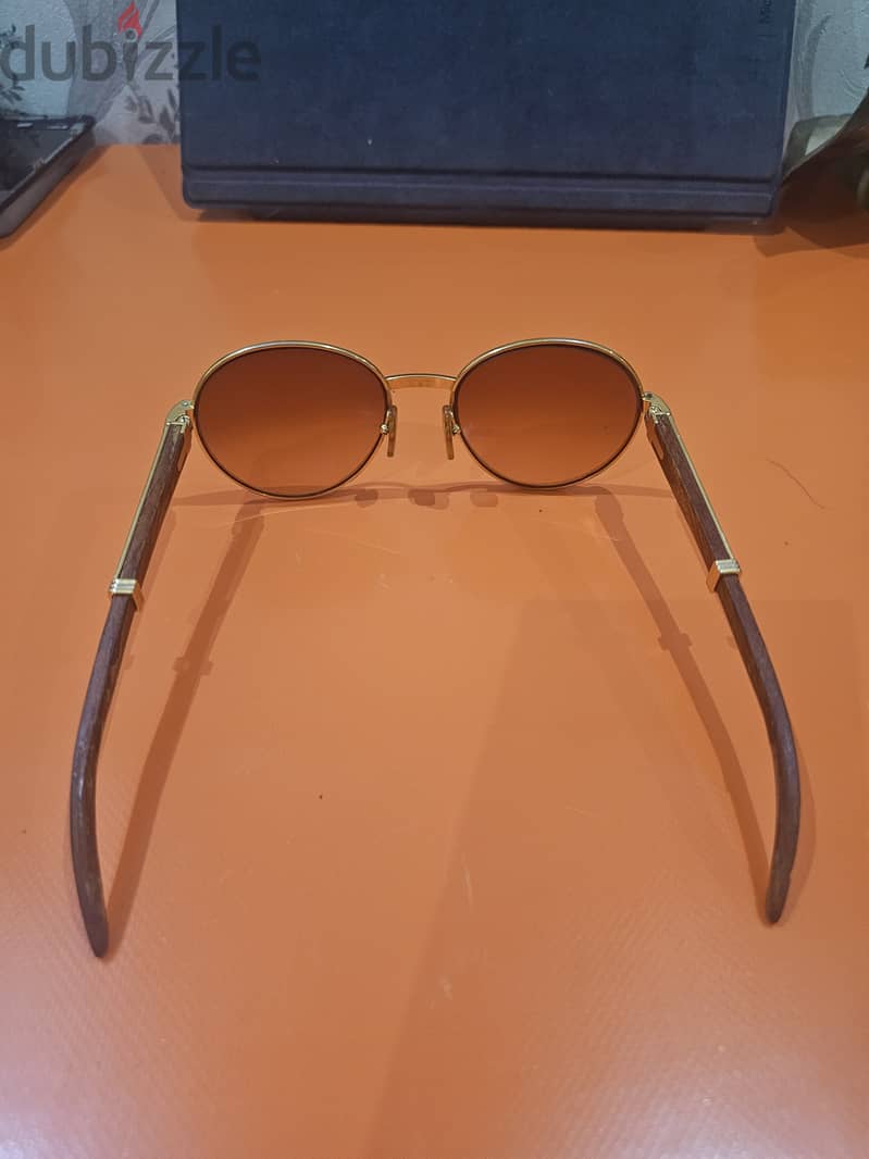 Cartier frame gold 18g    200BD 2