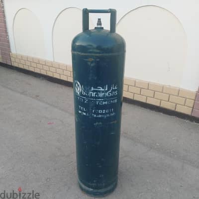 للبيع أسطوانة غاز البحرين حجم كبير  بدون غاز 35وقابل