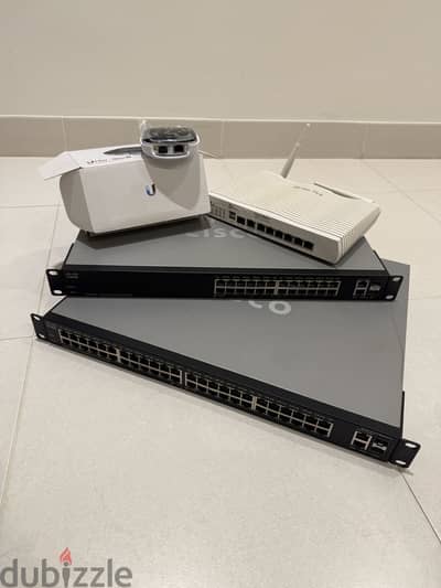 Networking lot for sale (Cisco, Ubiquiti, Draytek)
