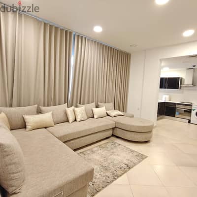 Fully furnished flat for rent in Janabiyah near Al Mercado Mall