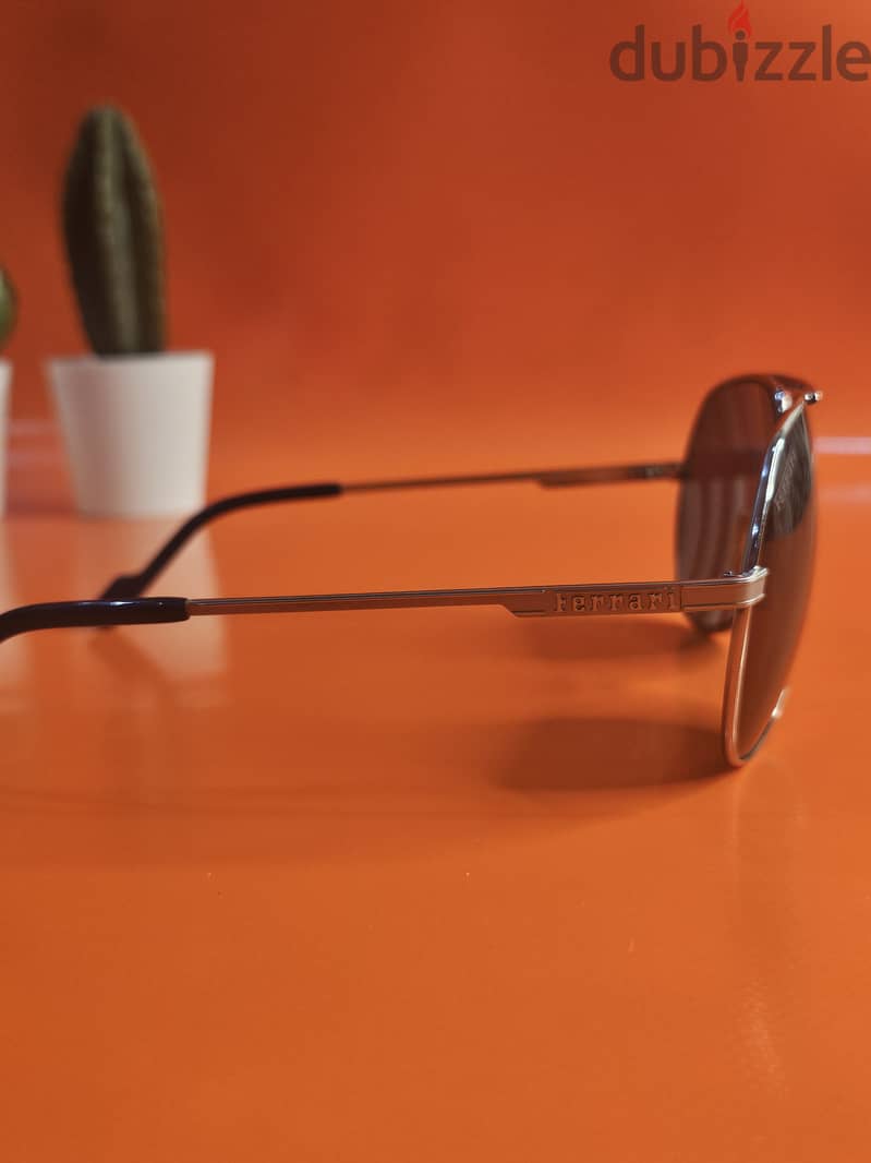 Ferrari sunglass clean used 39591018 5