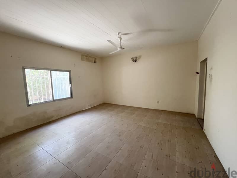 3BR Villa | Maqabah | Private Garden | Maid’s Room | Unfurnished 5