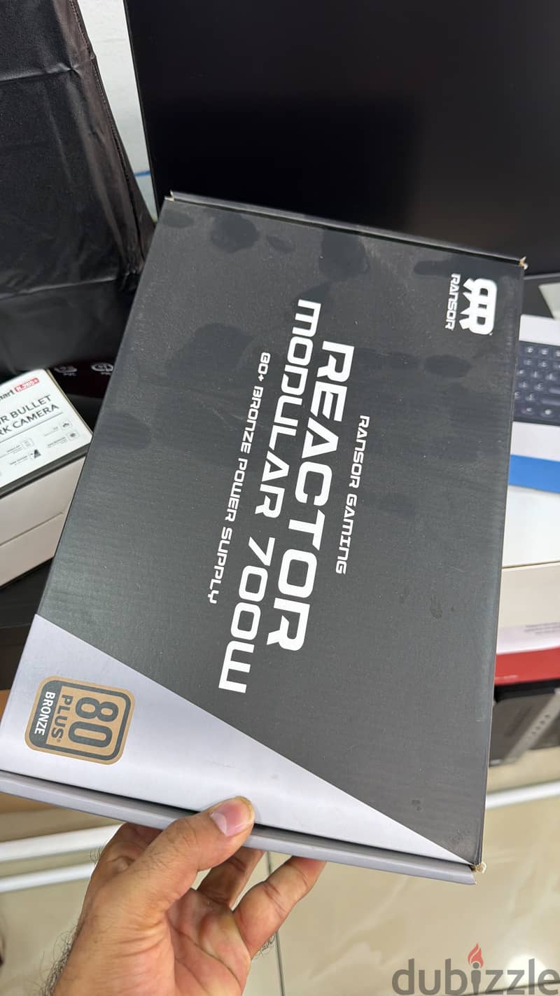 12Th Gen intel i5 12400f Ram 16 SSD 500 8GB xfx 8g RTX GPU 8