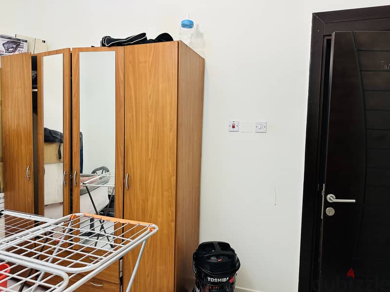 Room for Rent for Kerala Executive Bachelors 7