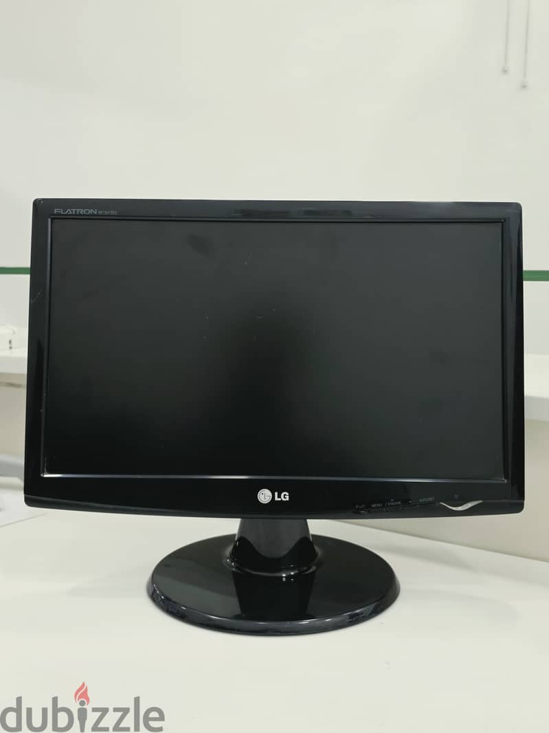 Desktop i3 1st, 2nd and 3rd Gen + 19" and 22" LCDs 2
