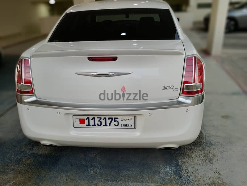 FOR SALE - CHRYSLER 300C 2800BD NEG 1