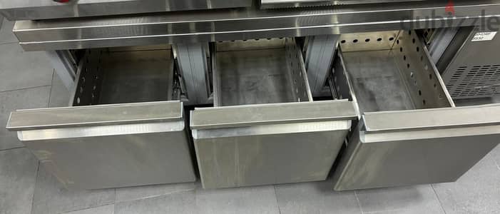 Eurotrade Lowboy (Fully serviced by Eurotrade Bahrain w/invoices)