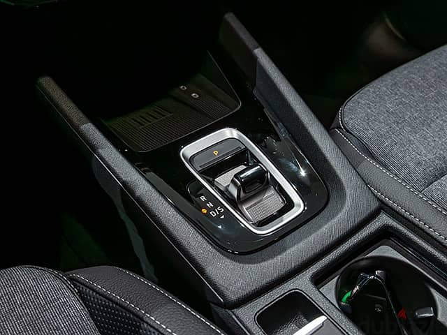Skoda Octavia 2025 Spotline 8