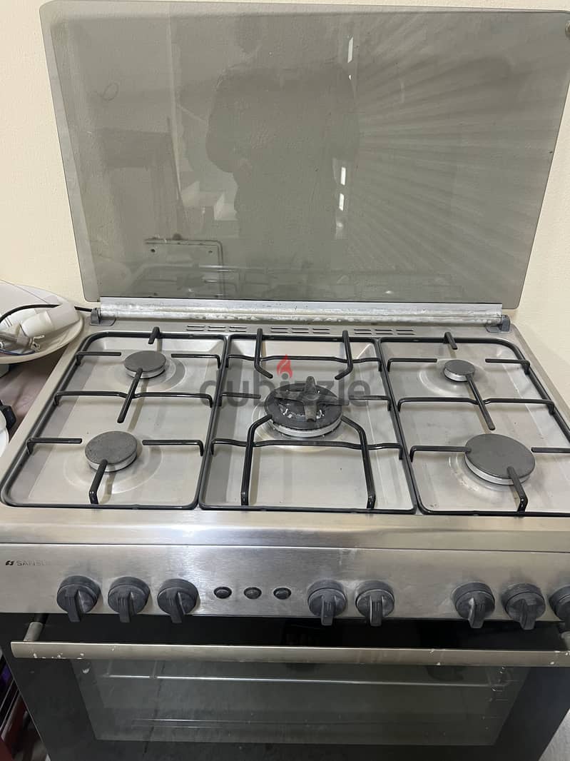 فرن من شركة سانسوي -oven from sansui 2