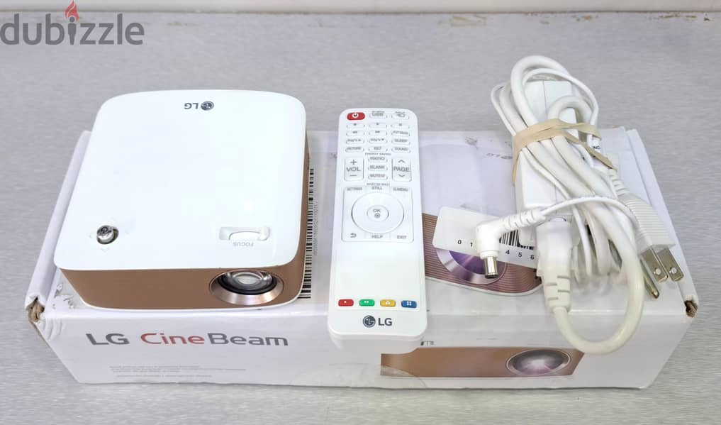 LG Projector Rechargeable 100"Display+Remote & Wireless Screen Sharing 4