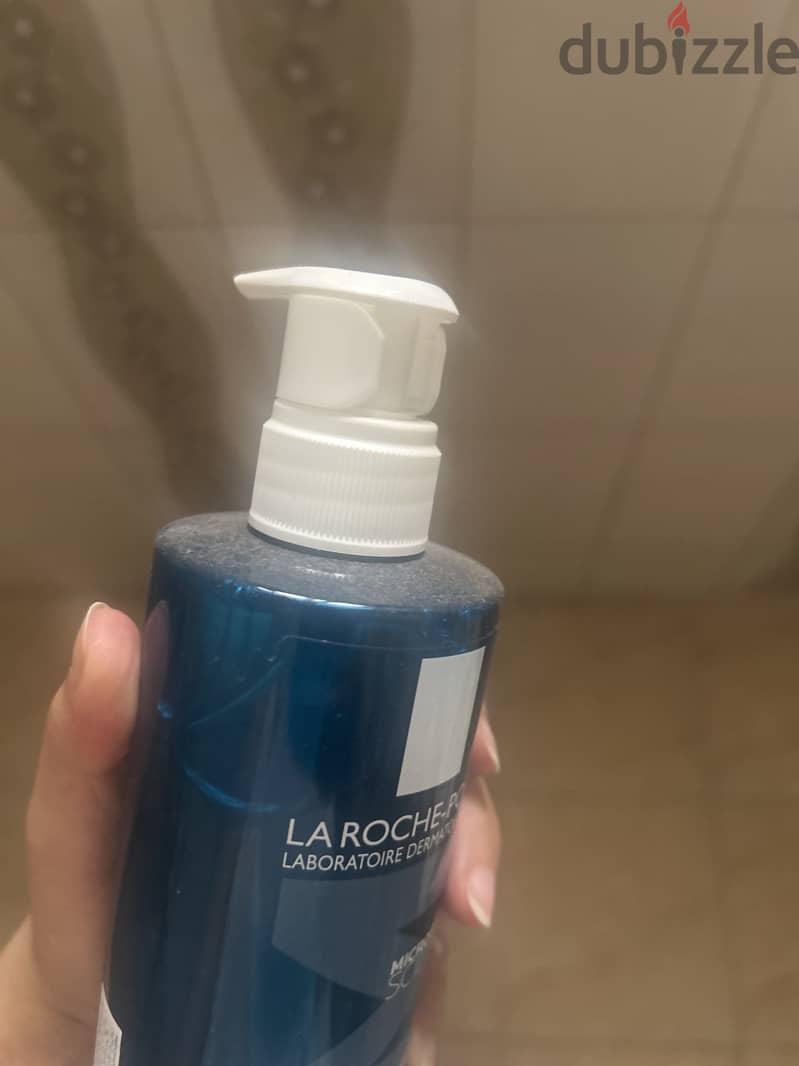 La roche posay face wash 1
