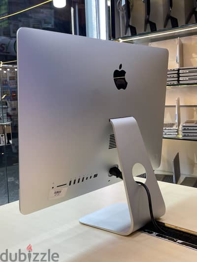 Apple iMac  Core i5 21.5” inch