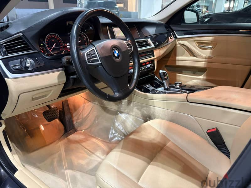 BMW 520i 2015  2.0L Twin-power Turbo 190HP 4