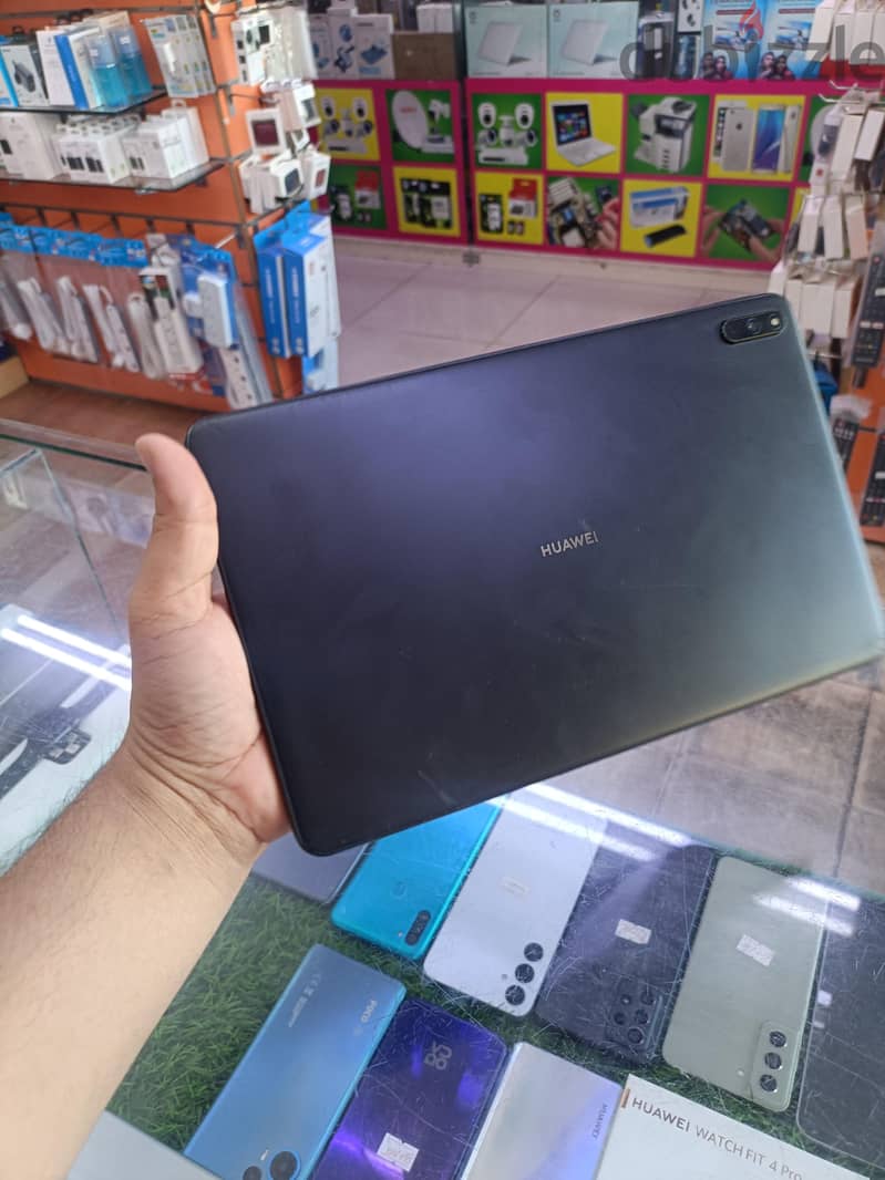 Huawei Matepad Tablet. 128GB storage. 4GB RAM. 1