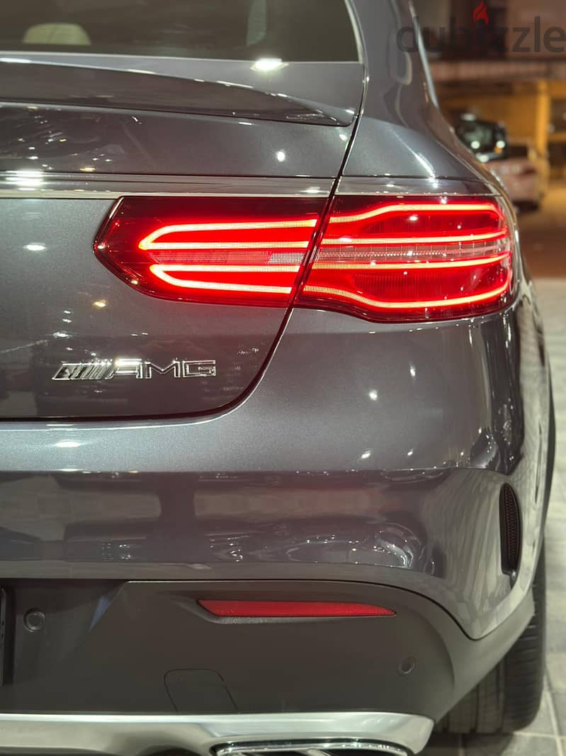 Mercedes Benz  GLE 43 AMG 4