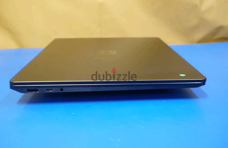 Microsoft Surface laptop 4 Core i7 16GB 512GB 10th generation 220BD 8