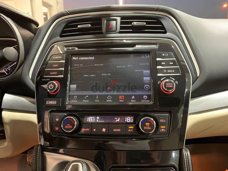 Nissan Maxima 14