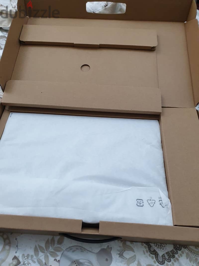 Asus Laptop vivobook 15 laptop  i3 11th generation 4
