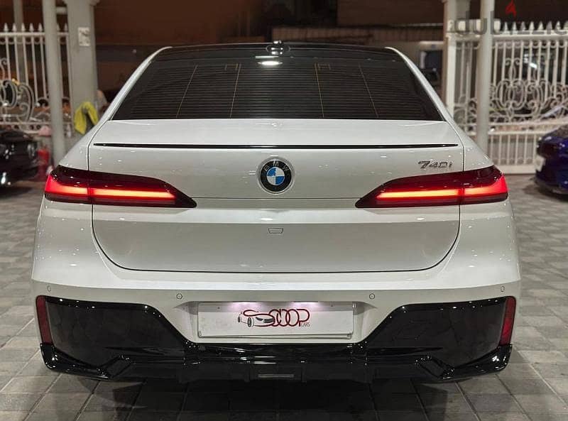 BMW 740i M Kit 5