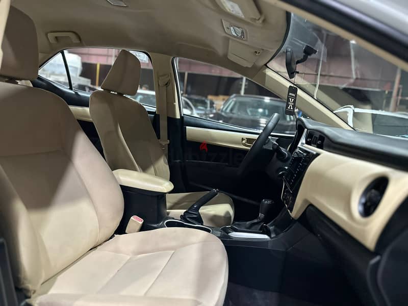 Toyota Corolla 1.6 9