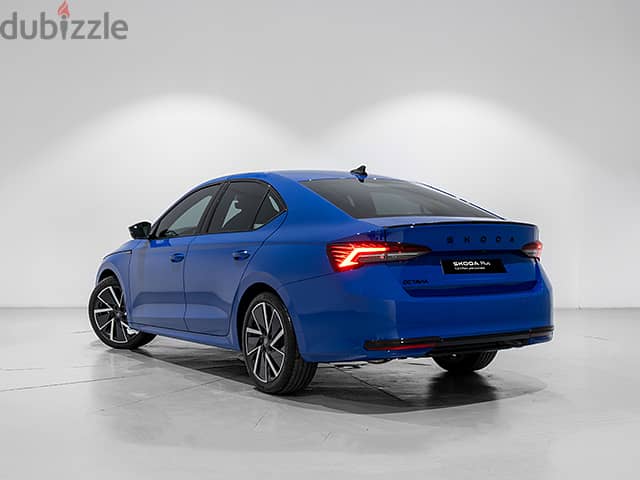Skoda Octavia 2025 Sportline 1