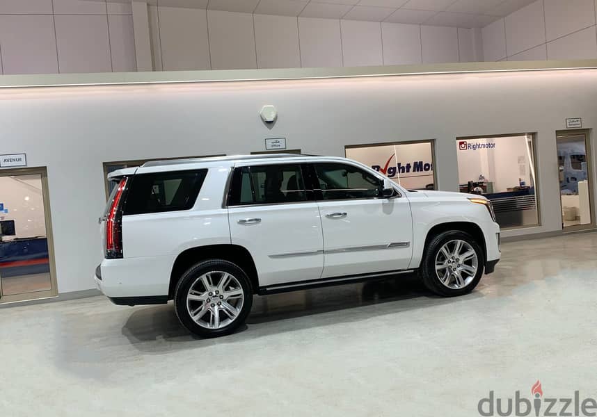 Cadillac Escalade (93,000 Kms) 1