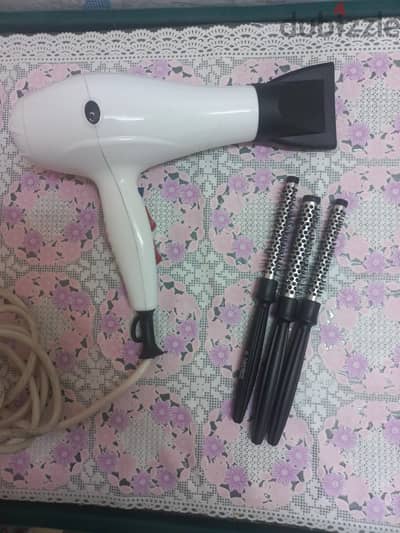 blow dryer