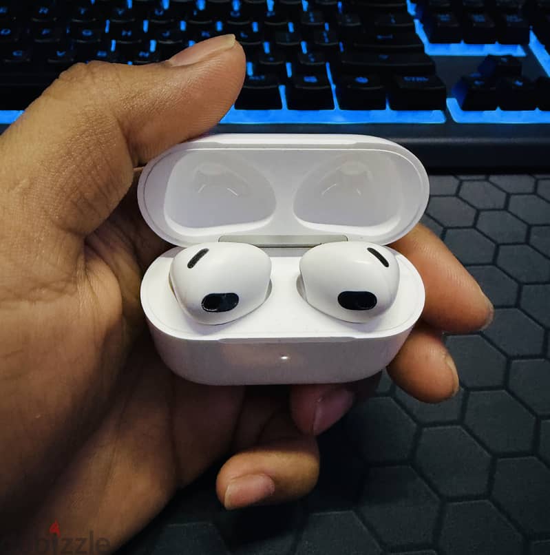 Apple AirPods (3rd Generation) – Original 1
