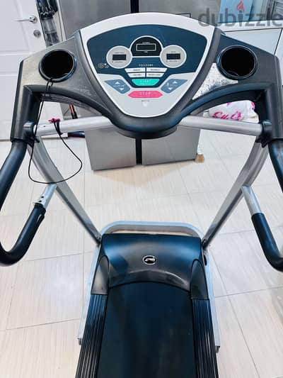 100kg. Treo 2.5hp Treadmill for sale with new motor fitted.