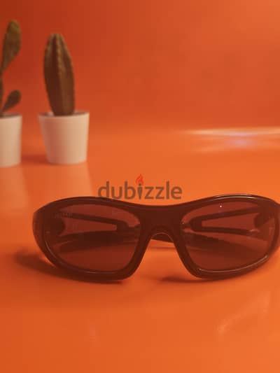 Luxury Deal! Original Dolce & Gabbana Sunglasses (Used) Step up your