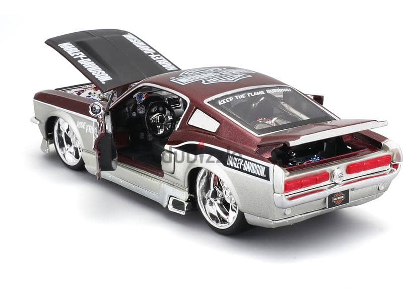 Maisto 1967 Ford Mustang GT X Harley Davidson Limited 1/24 scale model 2