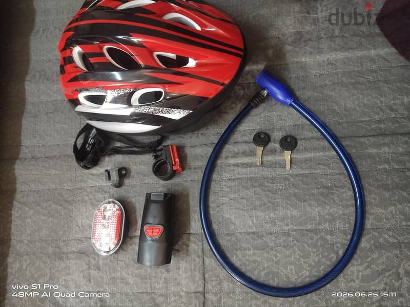 Helmet with all things 1