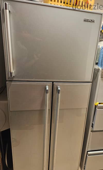 Hitachi 500L 3-door refrigerator
