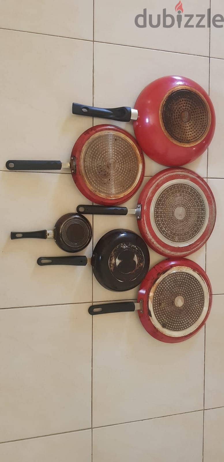 6 Non stick pans. Various Sizes. 1