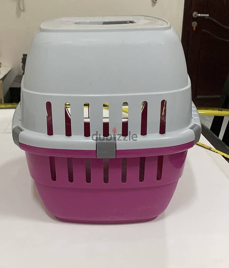 Pink/grey cat carrier, large, 55cm x 35cmr x 33cm, BD10 3
