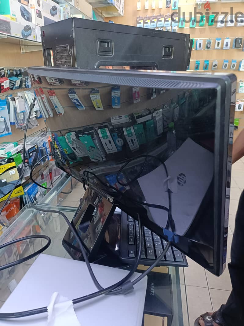 Asus pc+monitor. working with VGA. 4