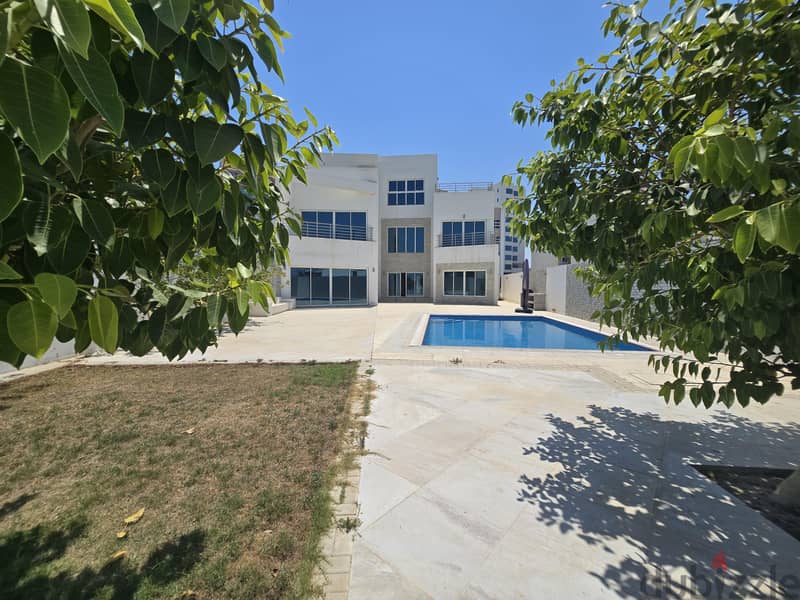 Stand alone Villa 4 + maid room + driver room with private beach acces 1