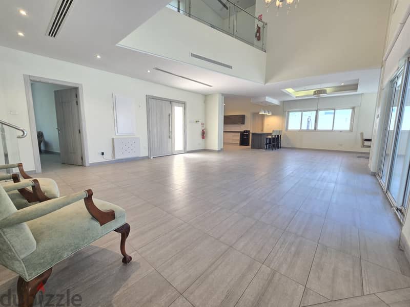 Stand alone Villa 4 + maid room + driver room with private beach acces 14