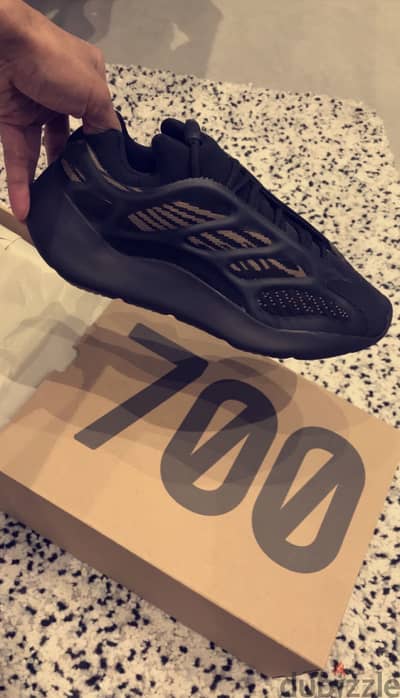 Yeezy 700