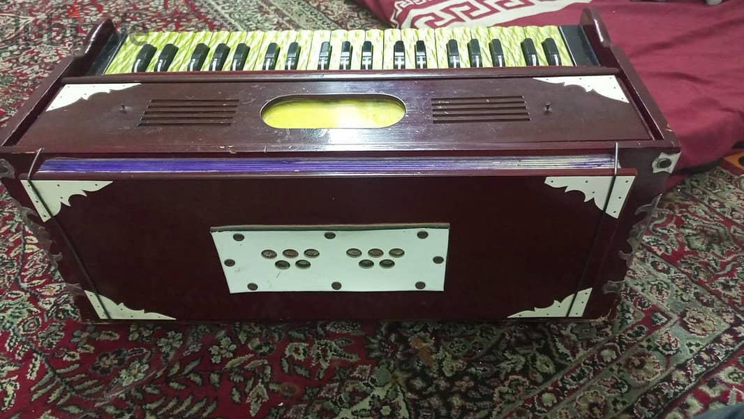 42 keys harmonyum 1