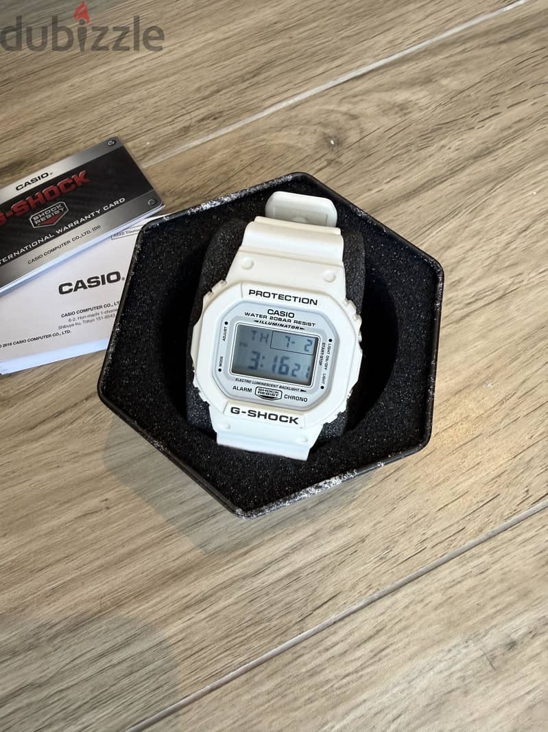 Casio G-Shock DW-5600MW-7DR (Marine White) 4